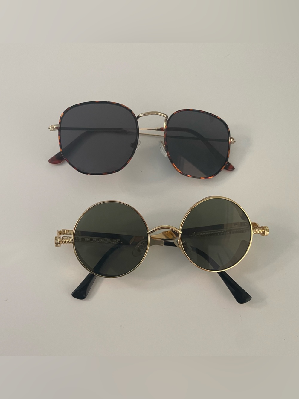 Gold Frame Round Sunglasses – Black Lenses